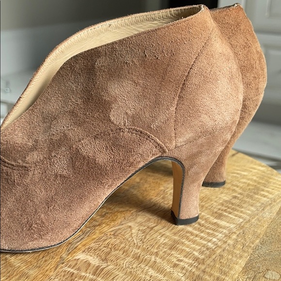 Repetto Suede Booties 37 runs small—More like a 36 - Picture 3 of 8